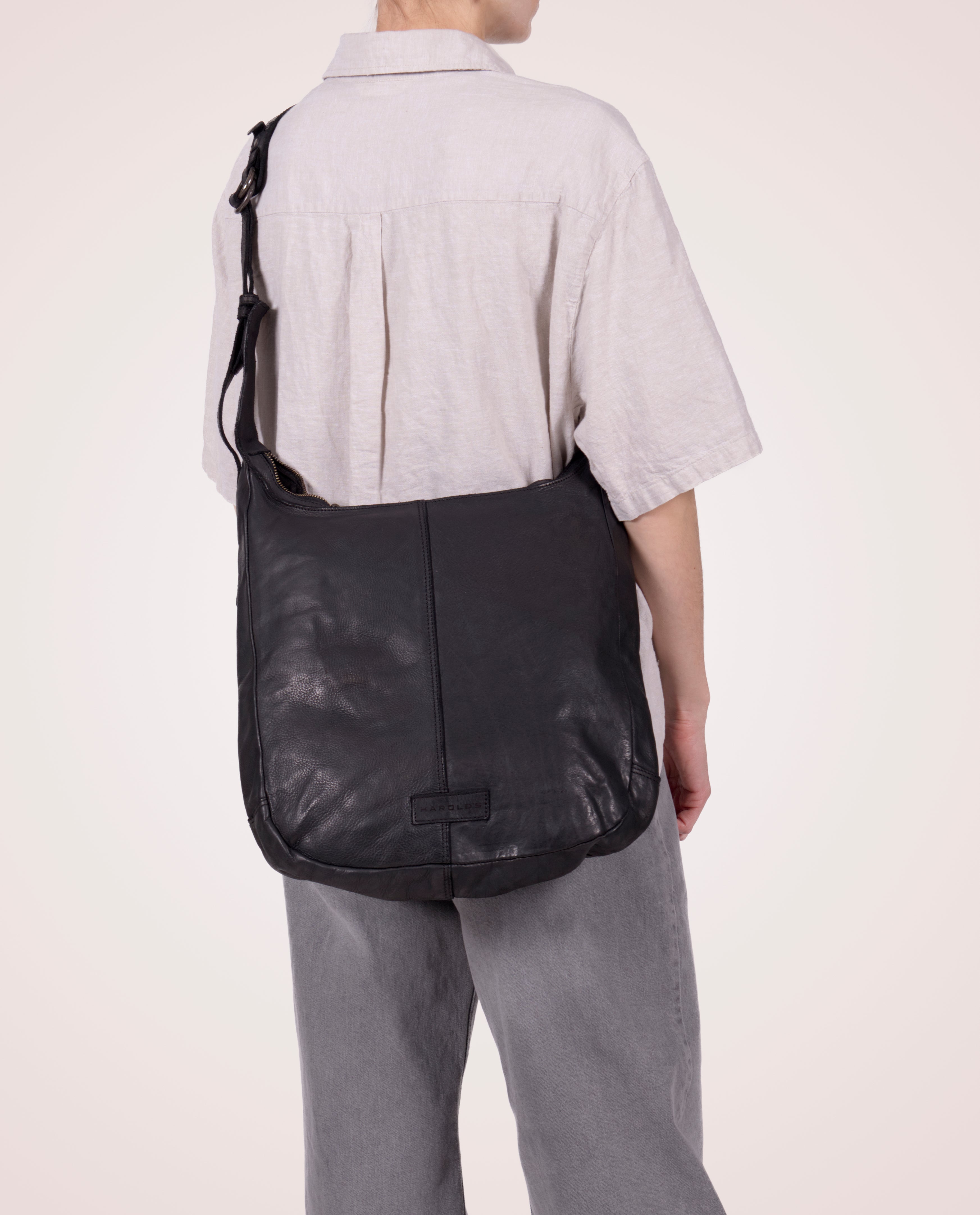 Submarine Pouch up
