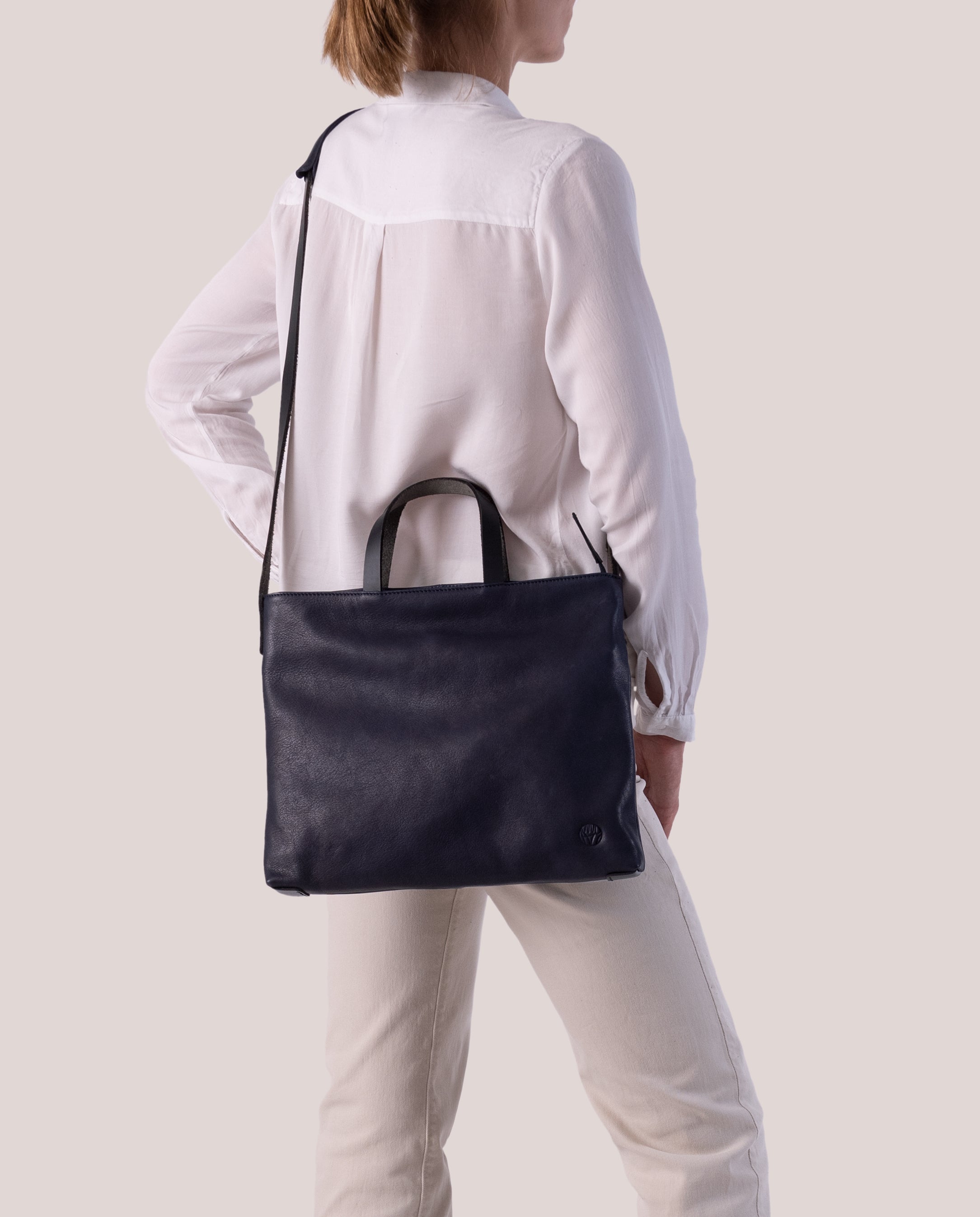 Chaza Handle Bag