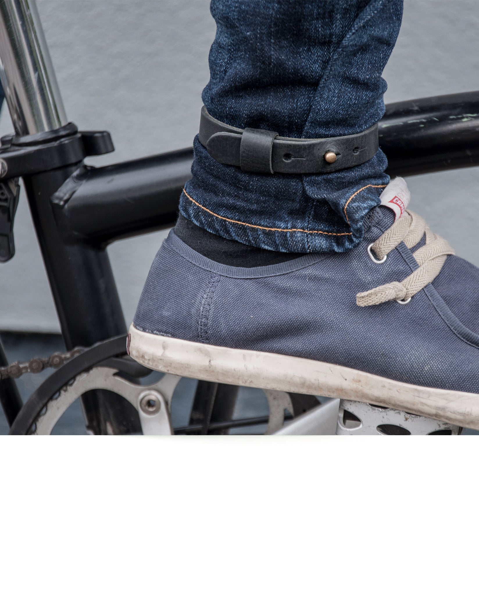 Soft keychain Cicle belt