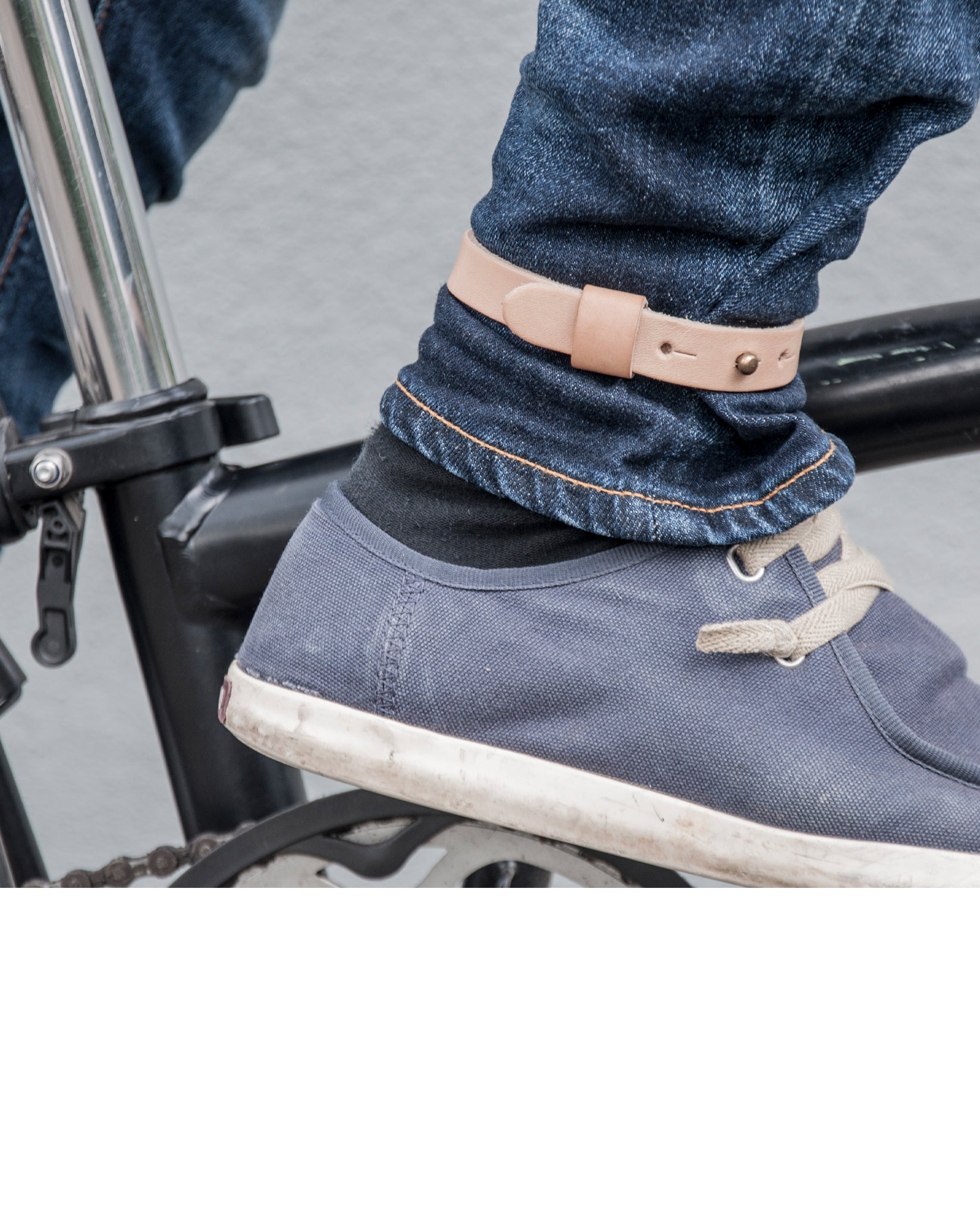 Soft keychain Cicle belt
