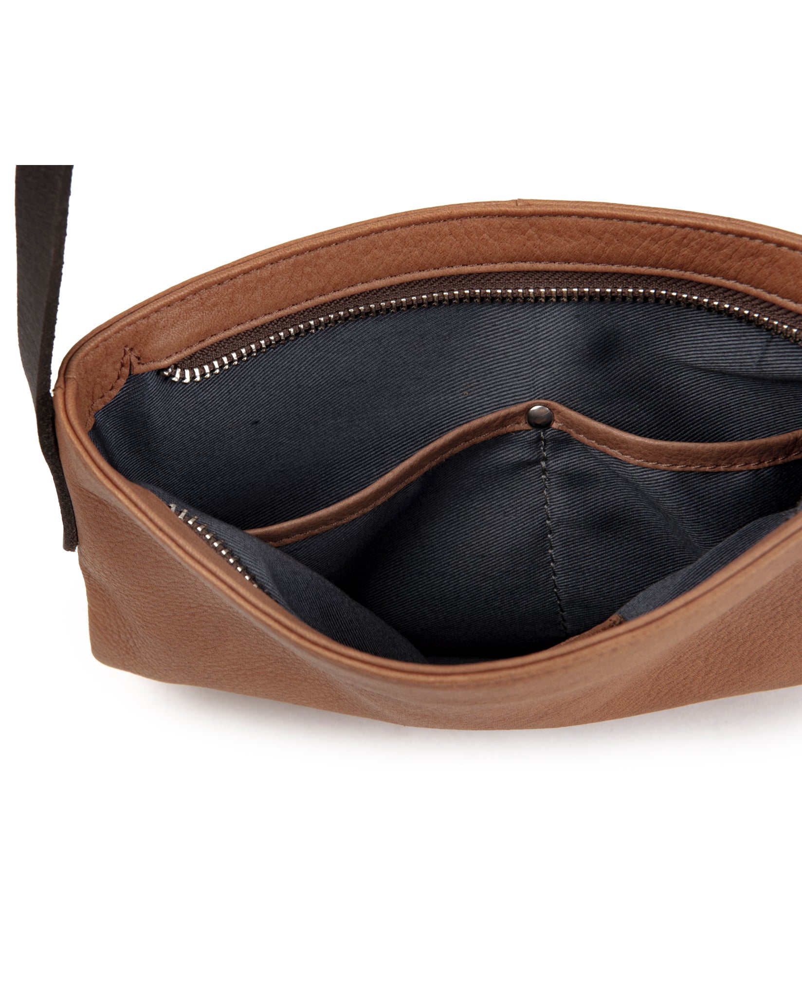 Chaza Shoulder Bag upend