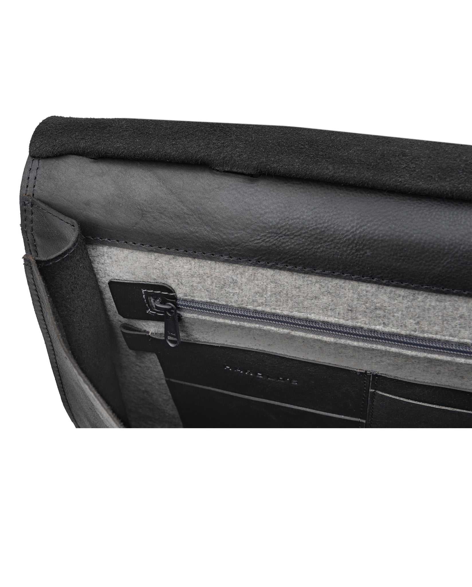 Aberdeen Messenger Bag upend