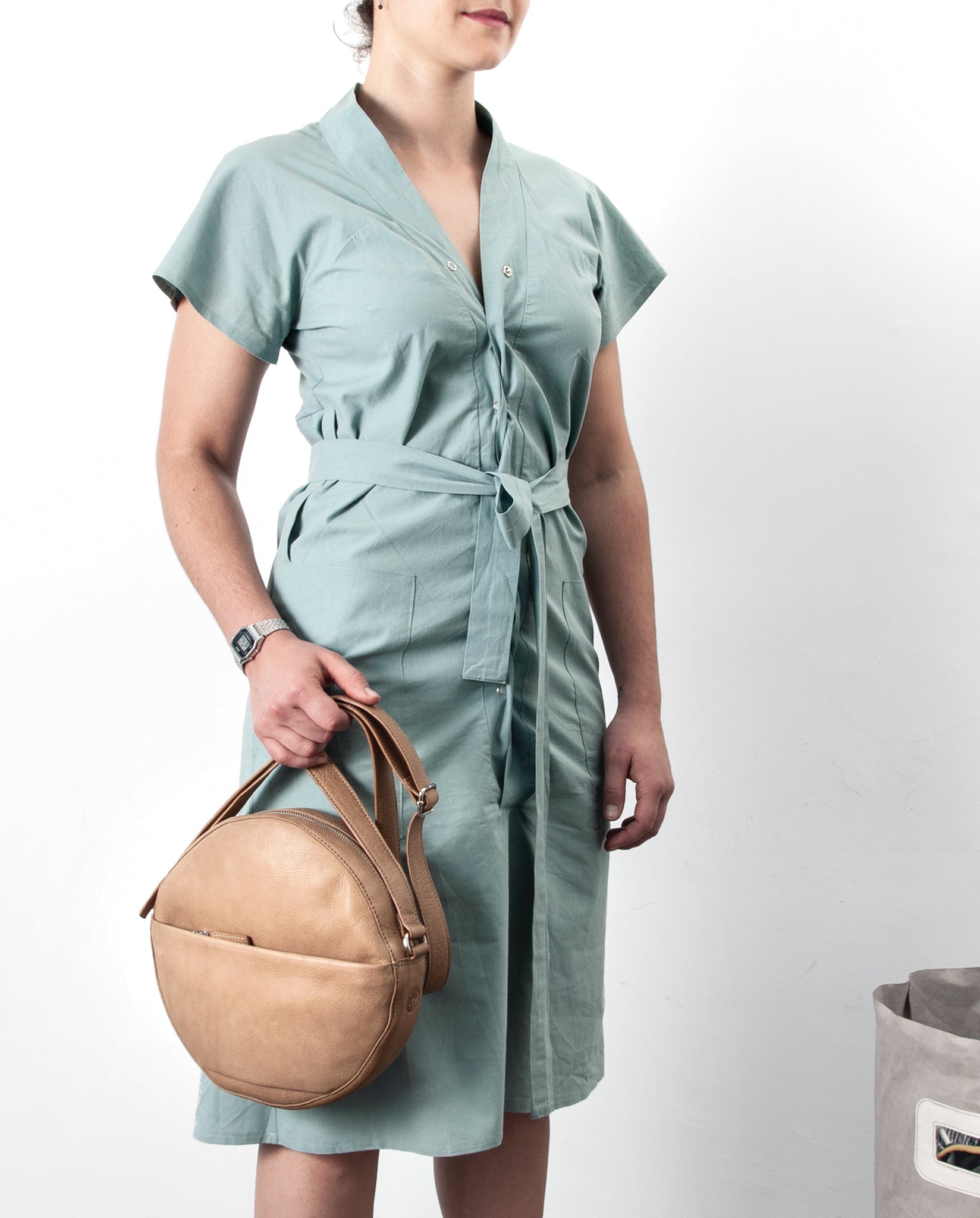 Galore Messenger Bag circle