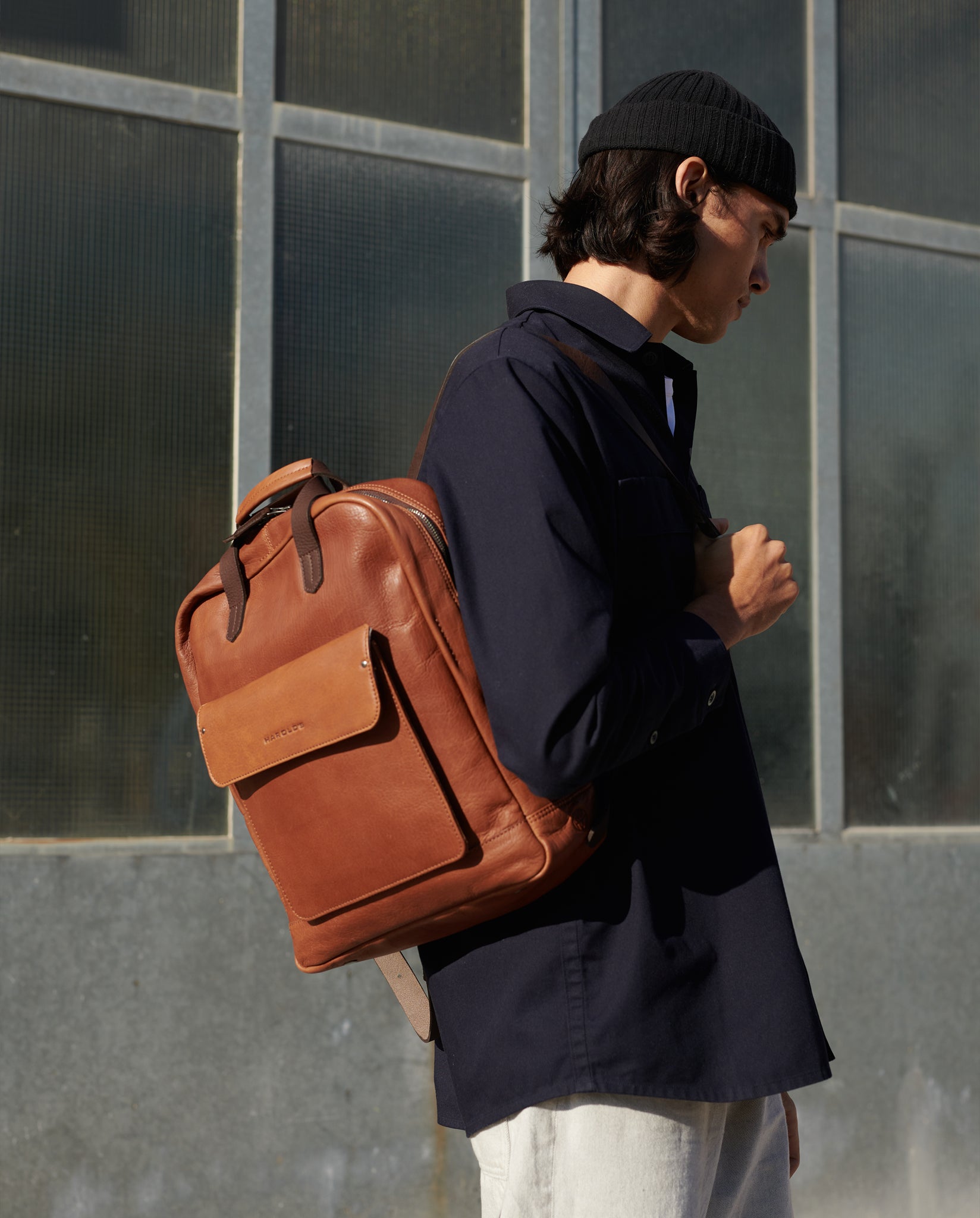 Ivy Lane Notebook messenger bag/backpack
