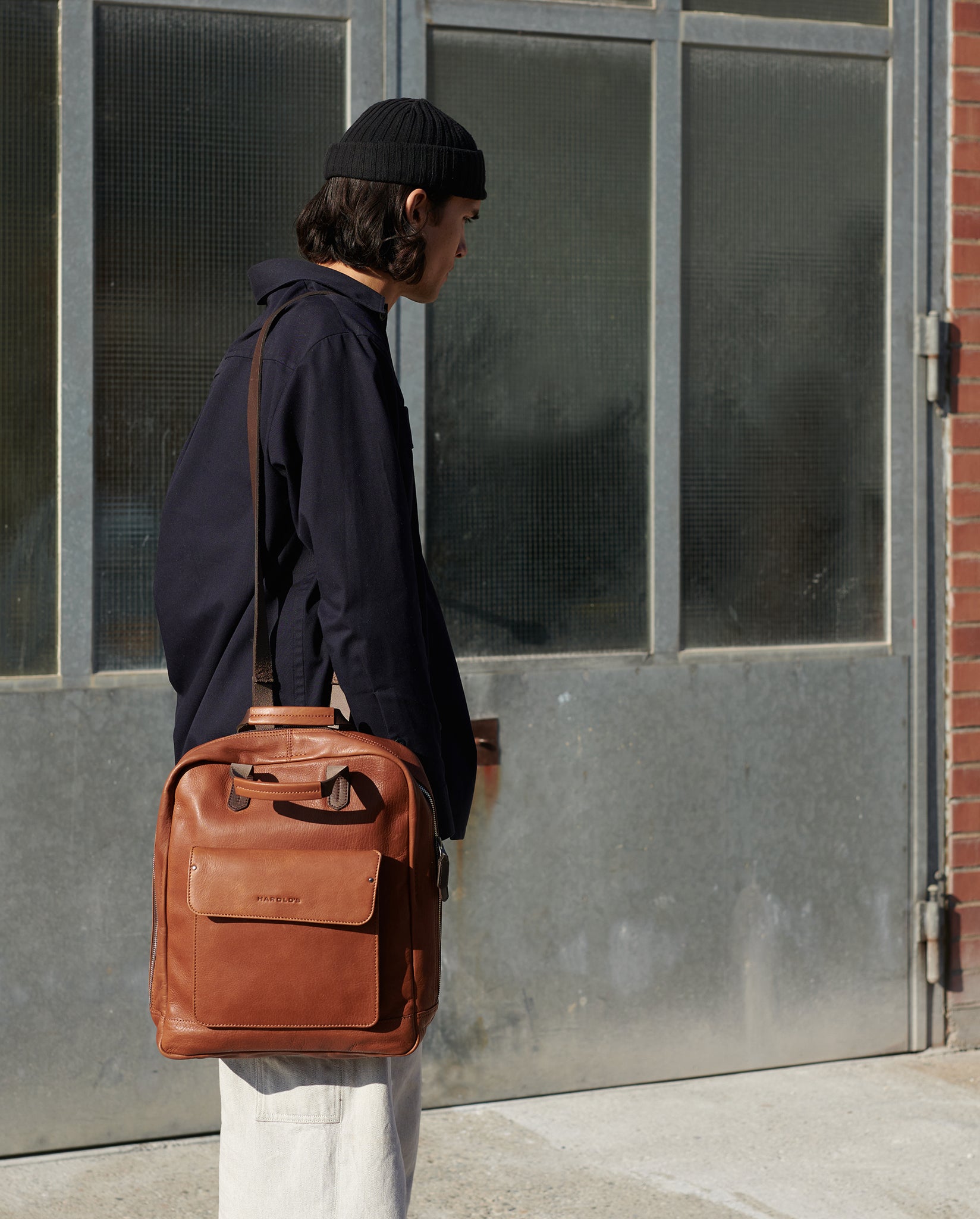 Ivy Lane Notebook messenger bag/backpack