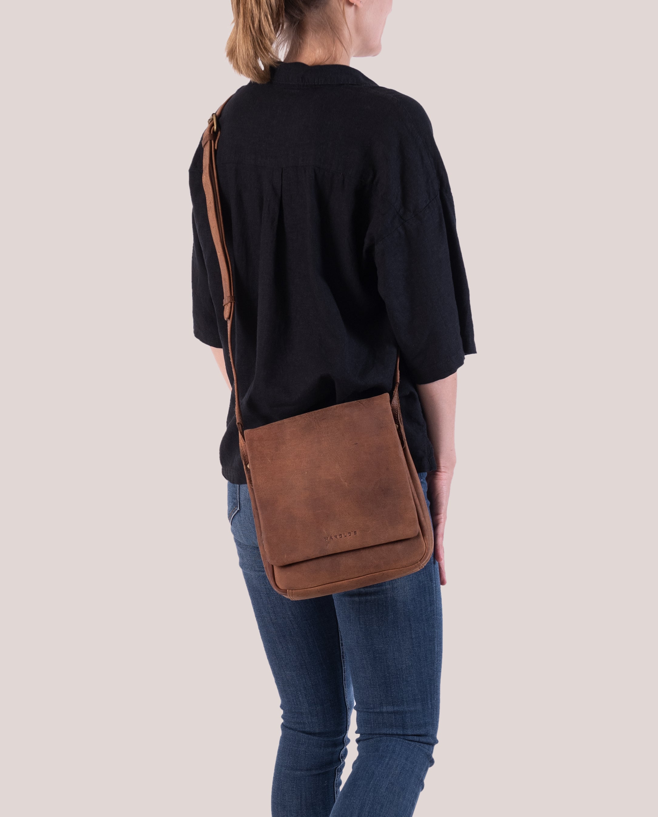 Antic Casual Messenger Bag S