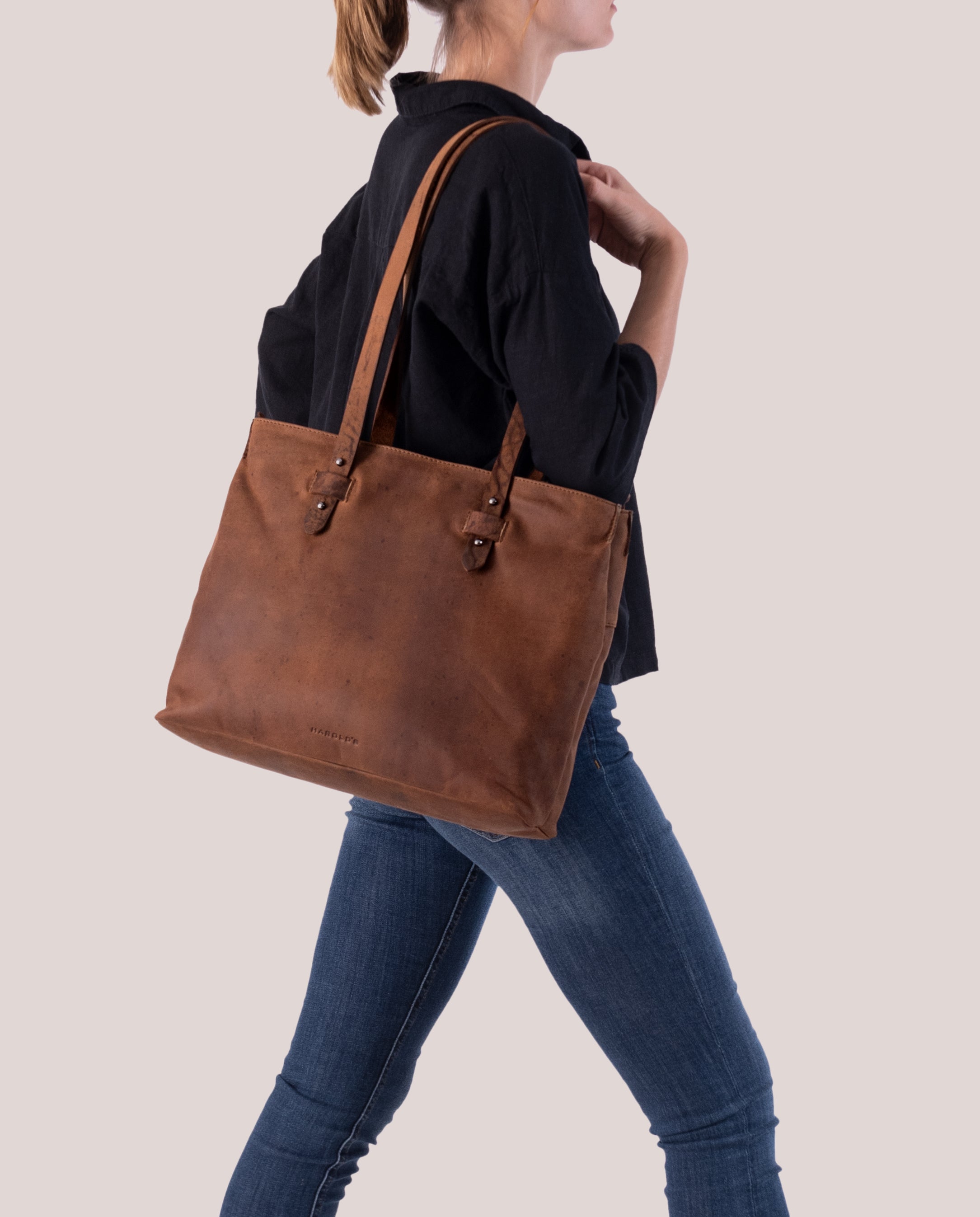 Antic casual Twin shopper