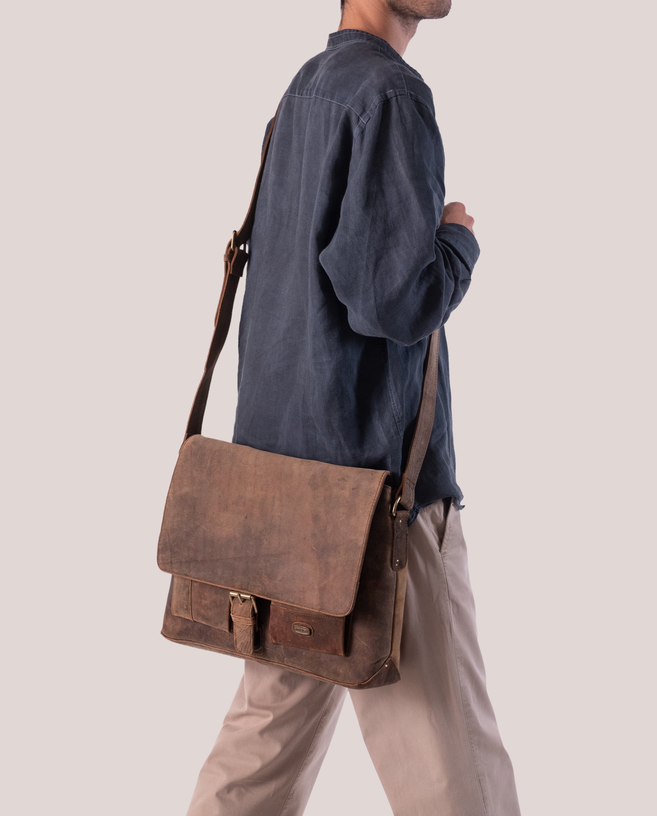 Antic heritage Messenger Bag L