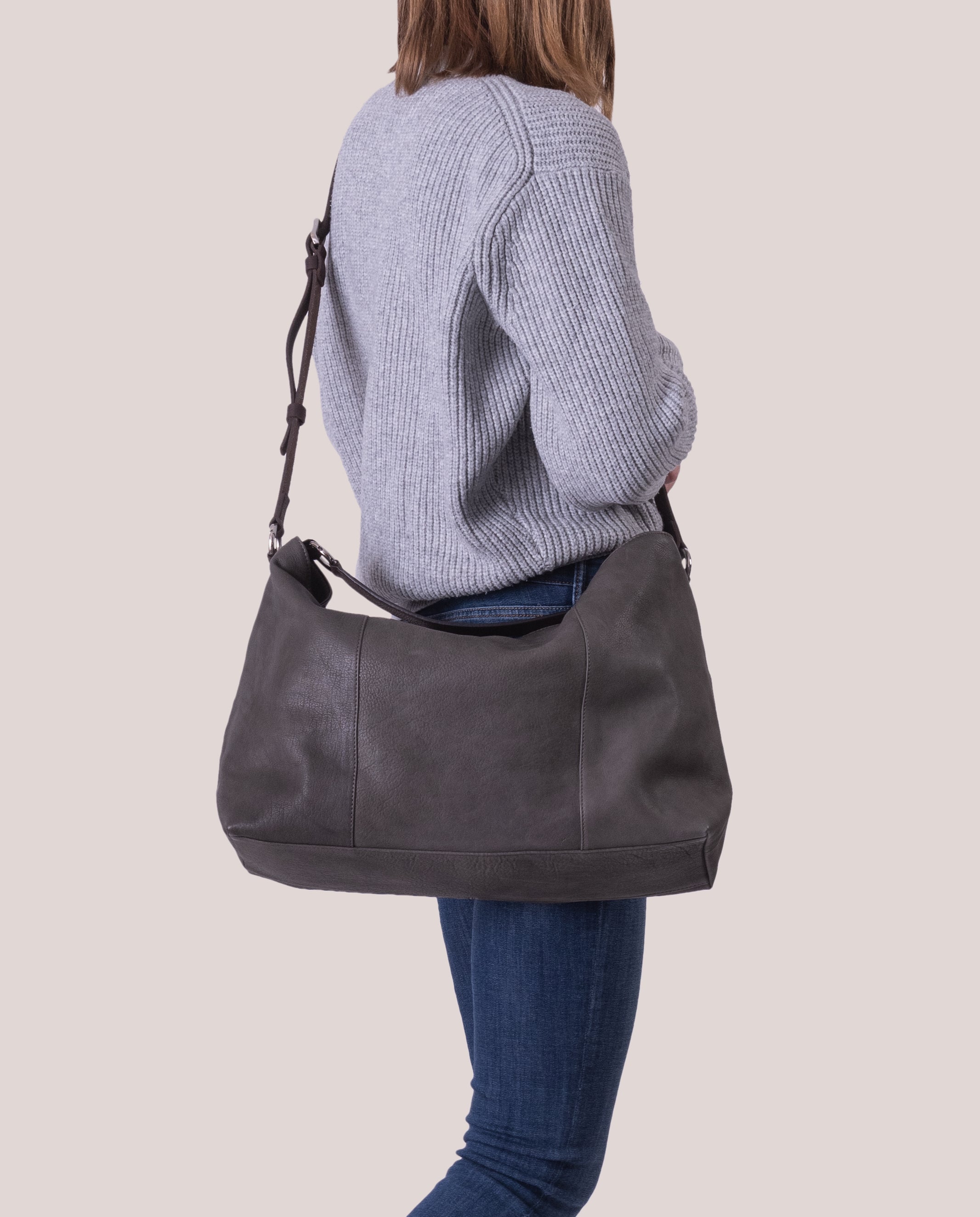Chaza Pouch medium