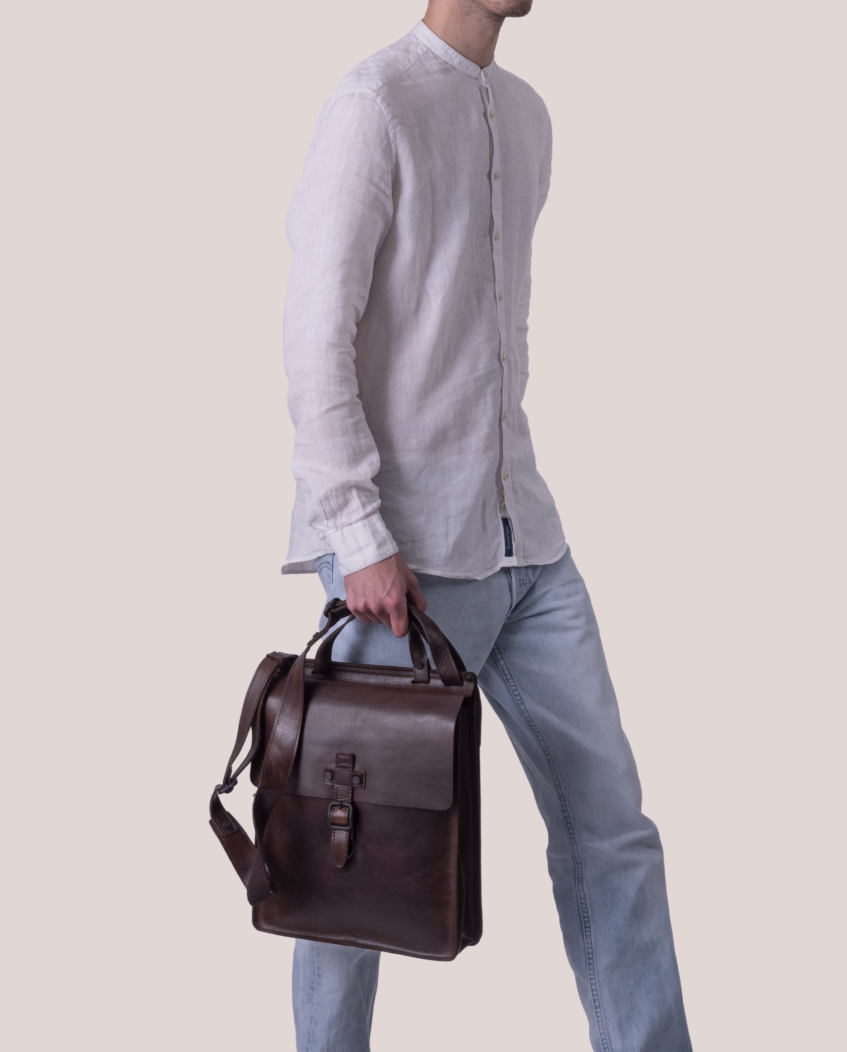 Aberdeen Messenger Bag upend