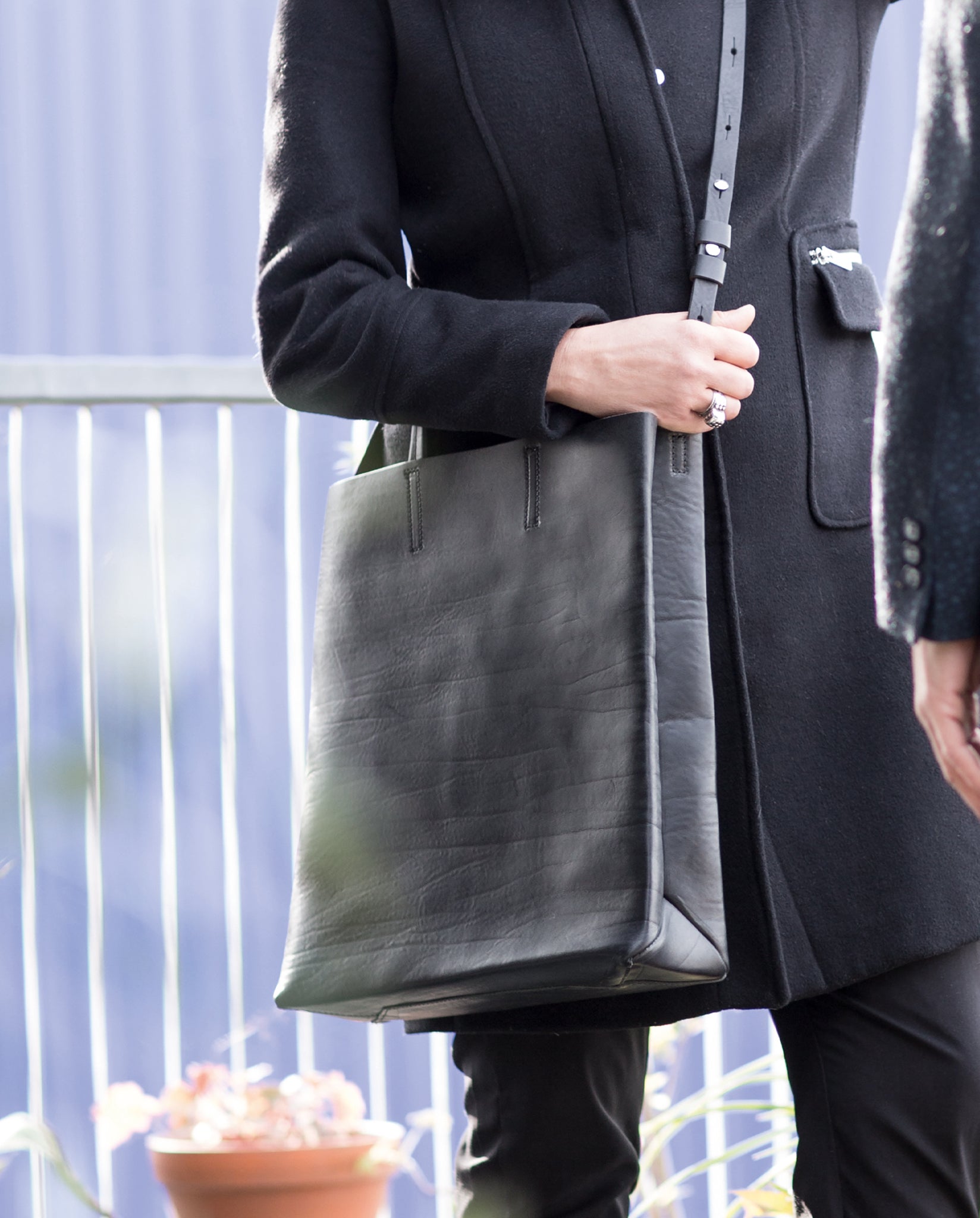 Kraud Leather paperbag with belt
