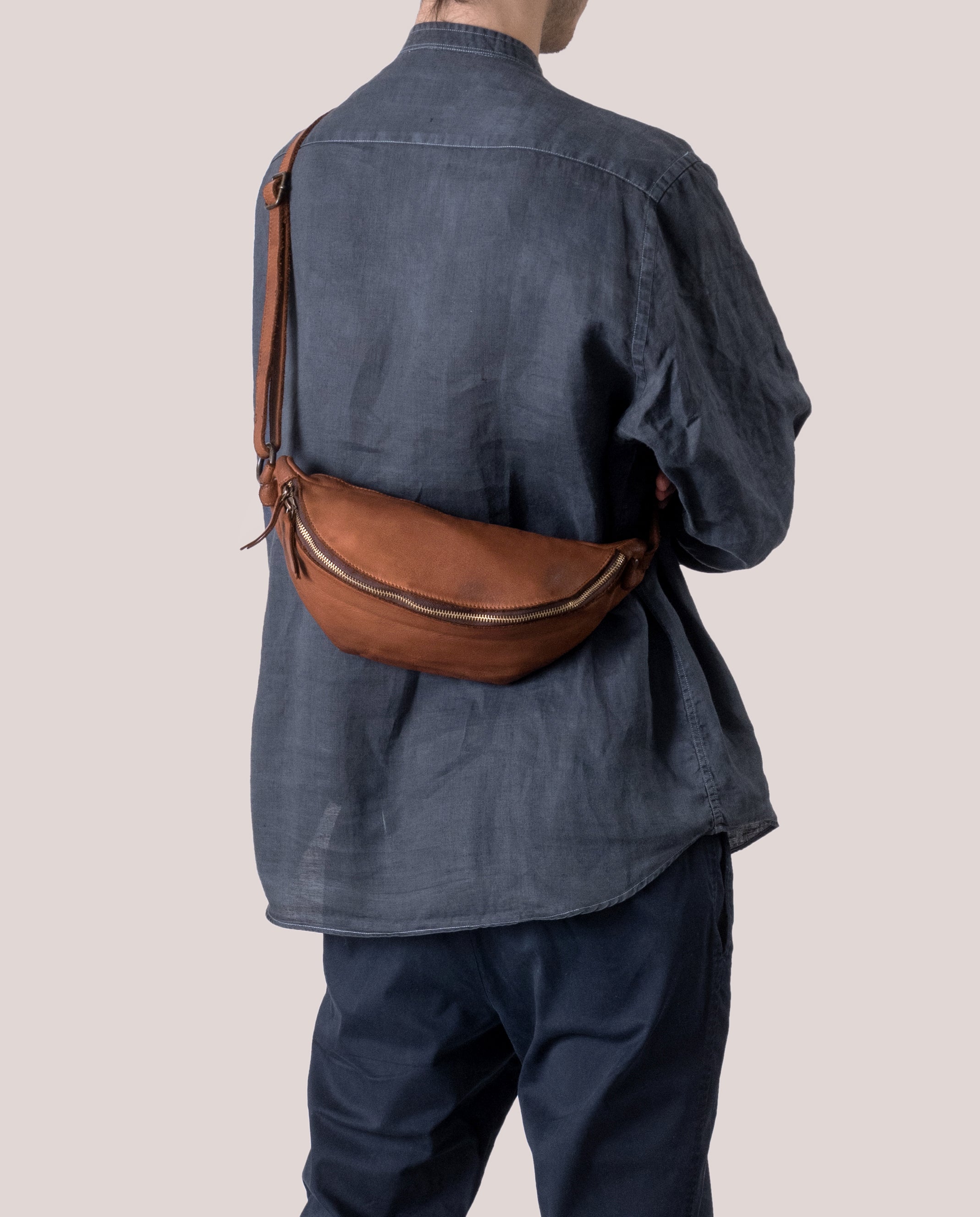Submarine hip bag